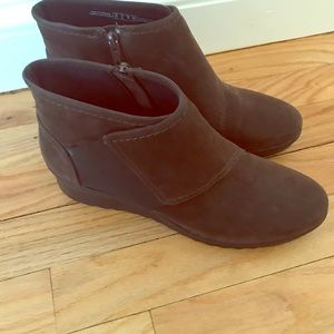 Leather booties